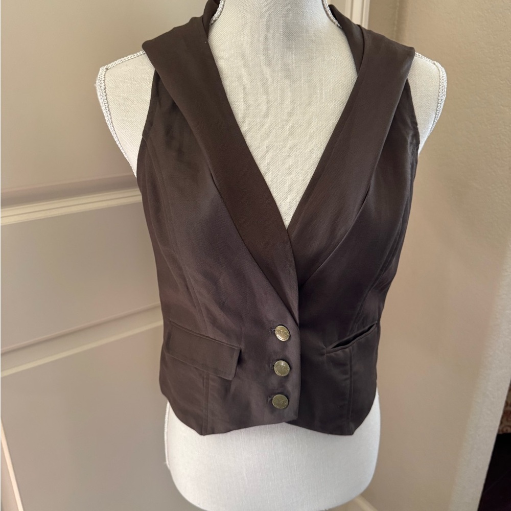 LaRok Taupe Sleeveless Vest/Top